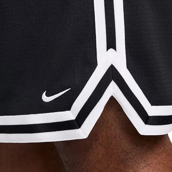Nike DNA DRI-FIT 8" Basketball Shorts,moisture wick,zip pocket,drawstring waist - Picture 3 of 8